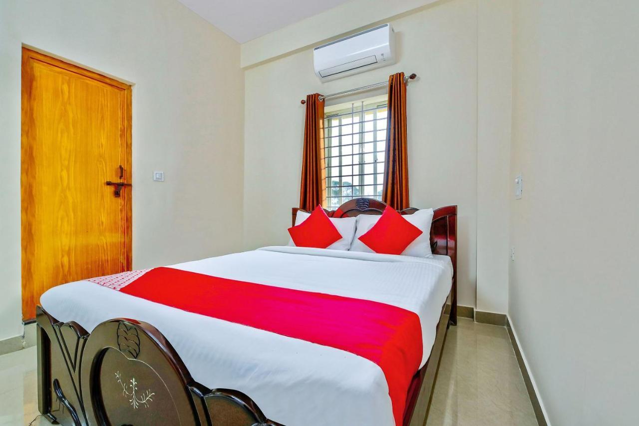 Oyo 39837 Sri Anjaneya Residency Hotel Shimoga Ngoại thất bức ảnh