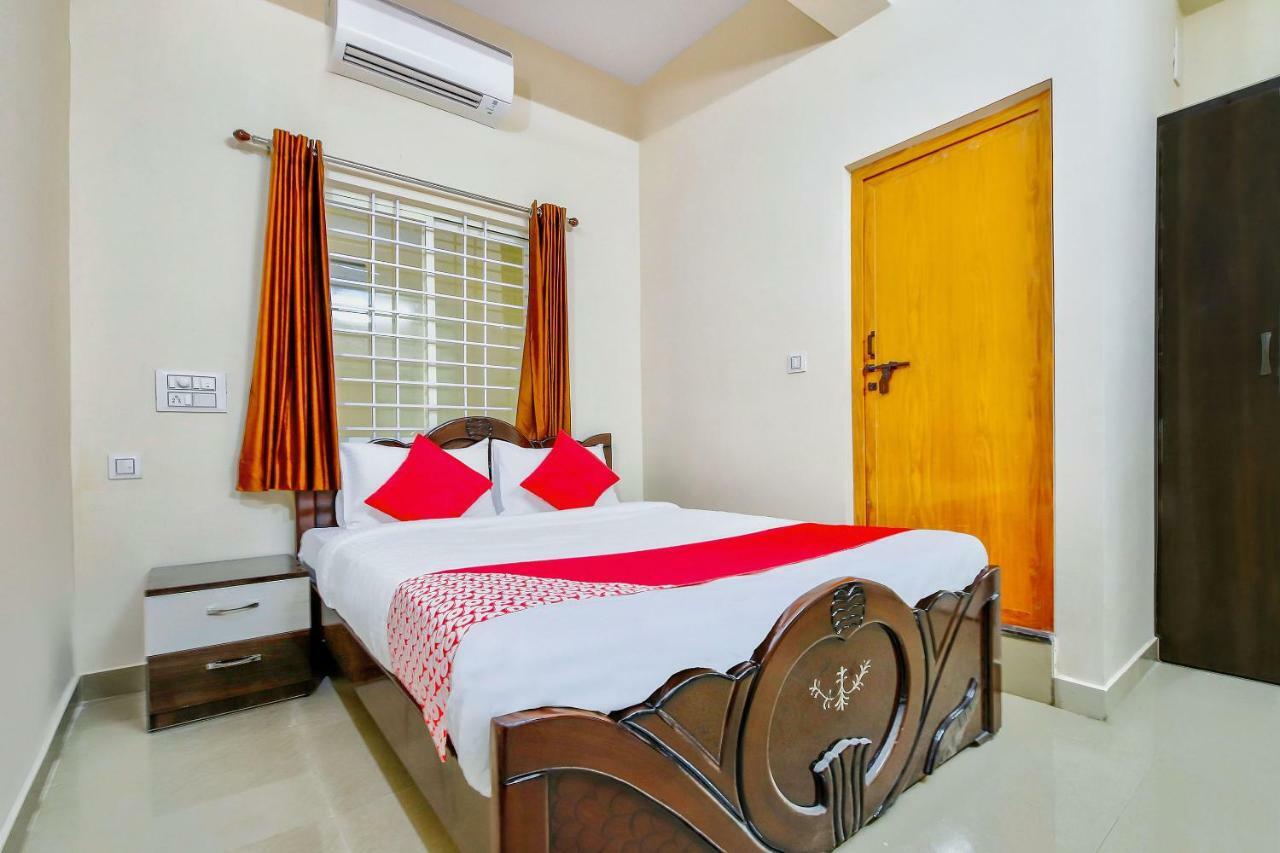Oyo 39837 Sri Anjaneya Residency Hotel Shimoga Ngoại thất bức ảnh