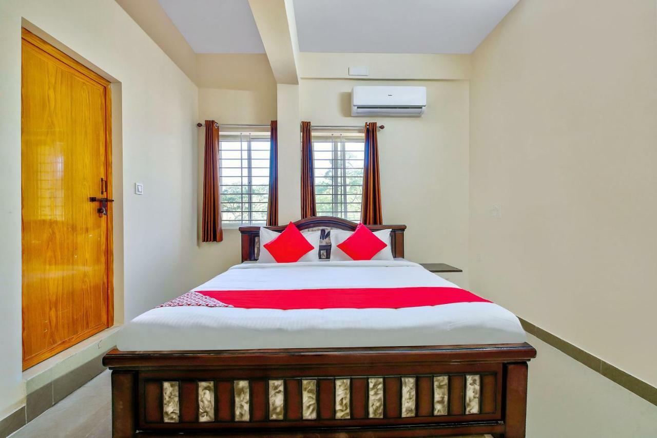 Oyo 39837 Sri Anjaneya Residency Hotel Shimoga Ngoại thất bức ảnh